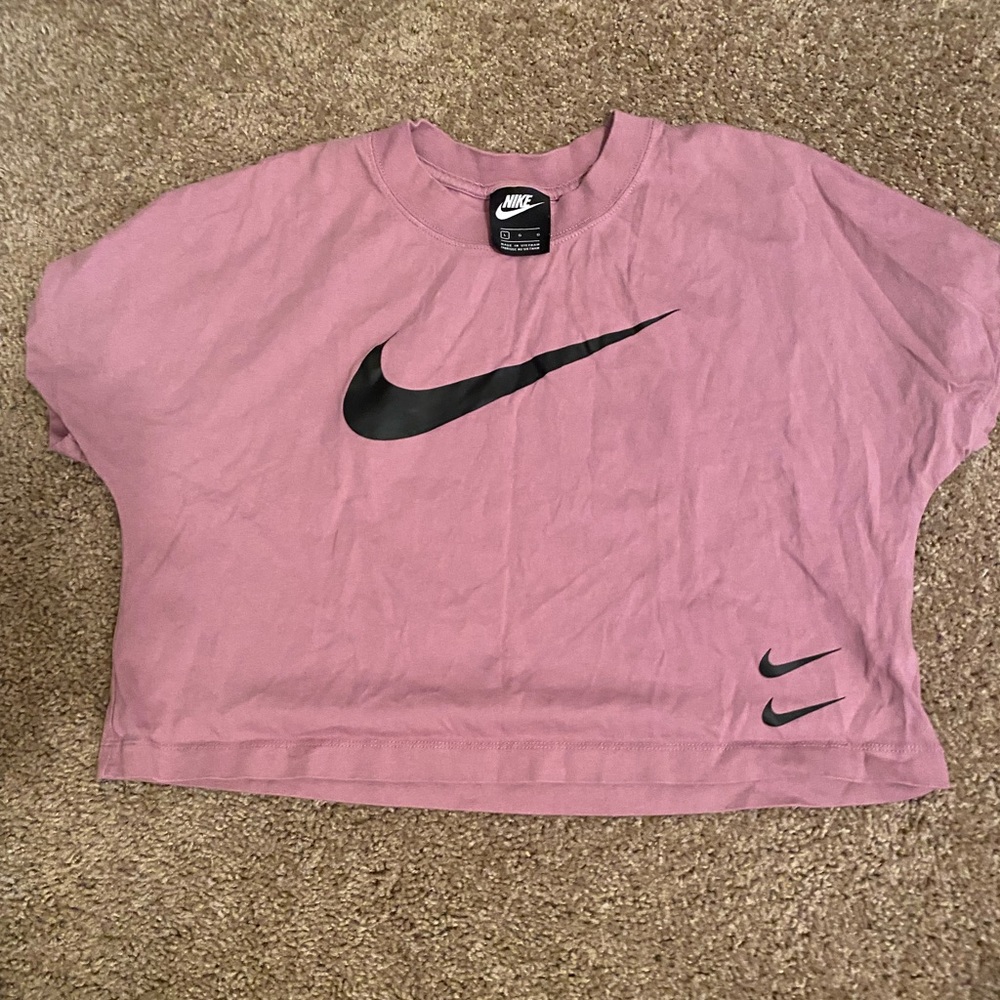 nike pink crop workout/day to day shirt size large